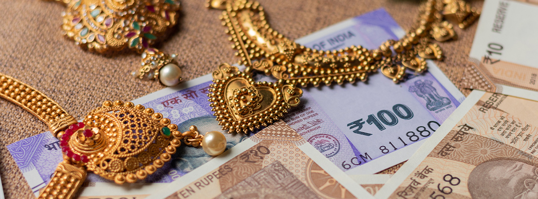 गोल्‍ड लोन पर आरबीआई सख्‍त!  20,000 से अधिक नहीं मिलेगा कैश

RBI strict on gold loan! Cash will not be available more than Rs 20,000
